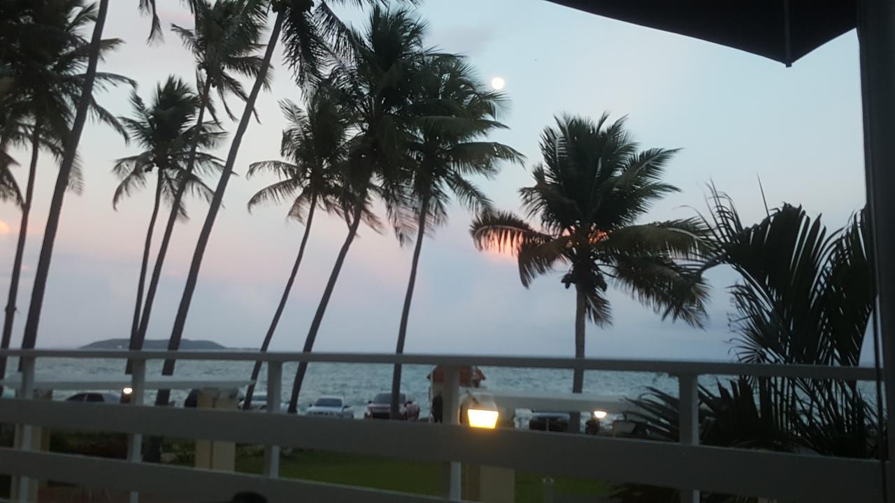 Nauetik, Ocean Front! Great View Appartement Fajardo Buitenkant foto